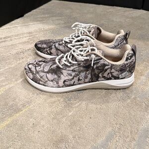 Haze Trainer Daub Camo sneakers  shoes size 12.5 NWOT